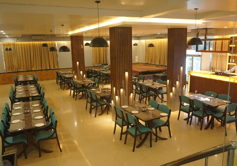 Areca Palms Hotel & Resort