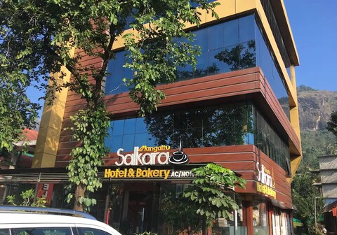 Cozy AC Room with Balcony