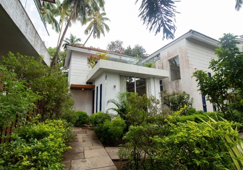 Eternal Wave: PVT pool Villa (Baga, Calangute)