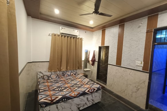 HOTEL ARAVALI PALACE