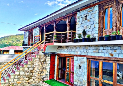 BASA-B-STAYHOME KHIRSU