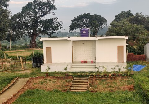 Hilltop Banabithi Resort & Restaurant