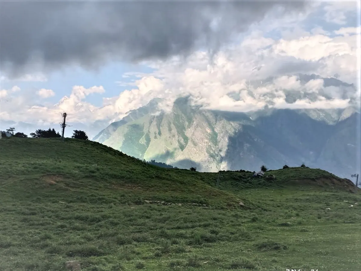 Auli Ski resort by @Thehimalayanleopard