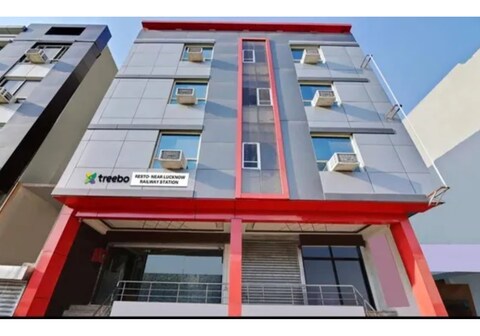 FabHotel Resto
