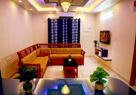 The Panorama Palace - Premium Apartment