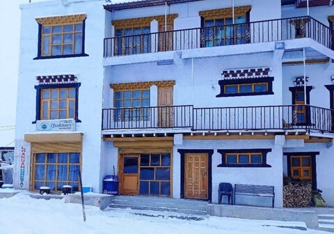 Lhaksam Homestay By StayApart