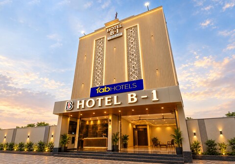 FabHotel B1