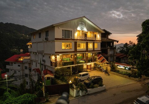 Maplewood Hotel & Spa