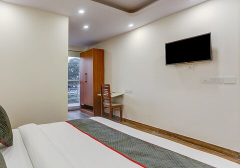 Collection O The Doors Near Appu Ghar