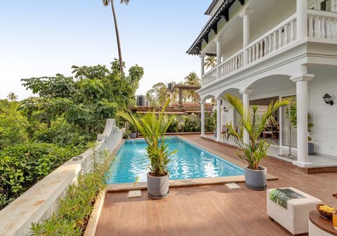 Amananjuna 5BHK Villa A by Spectacular Spaces