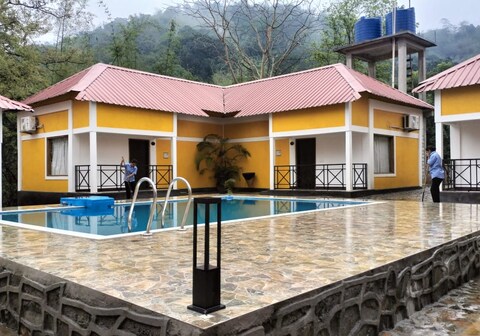 Landmark Woods Resort (100 mt. from Rhino view point)