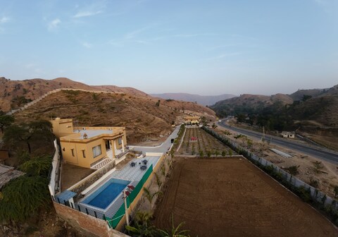 Saral Farms