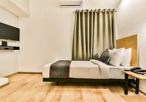 Super Townhouse Menka