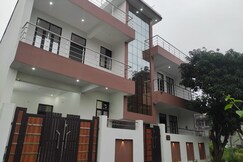 Guruji Homestay Nearby UPES College, Dehradun Guruji Homestay Nearby UPES College, Dehradun