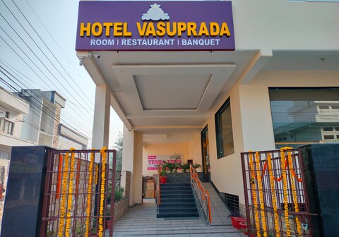 Hotel Vasuprada