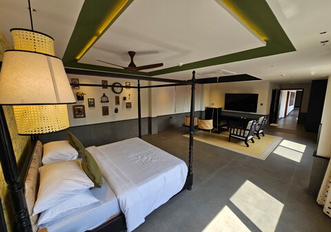 Azydo | Art House | Entire Private Villa