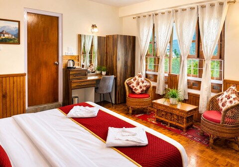 Changu Che Retreat