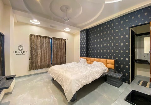 Hotel sharda executive