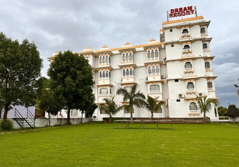 Dreams Resort Udaipur