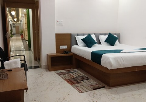 PK Hotel