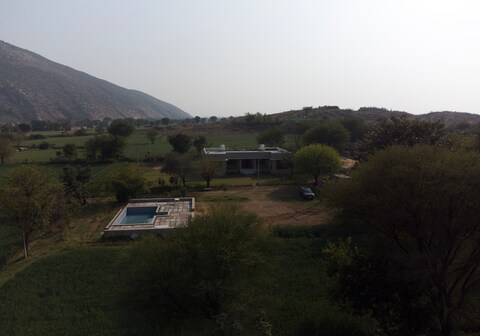 Sariska Nature Estate