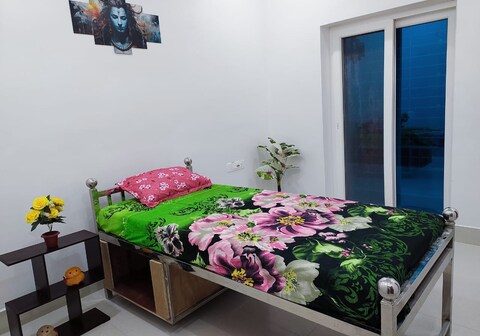 Anand Bhavan 3 BHK Entire