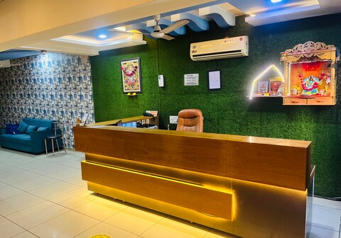 Hotel Nilkanth,Ahmedabad