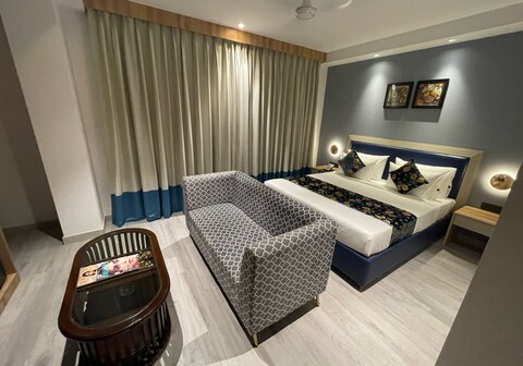 Hotel Malbork Inn @ Janakpuri