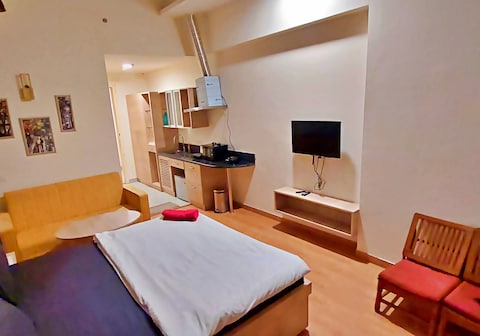 The Taj Stuidos-Luxury Stay in Mall with PVR, Shopper Stop, Lifestyle, Food Court With All Brands