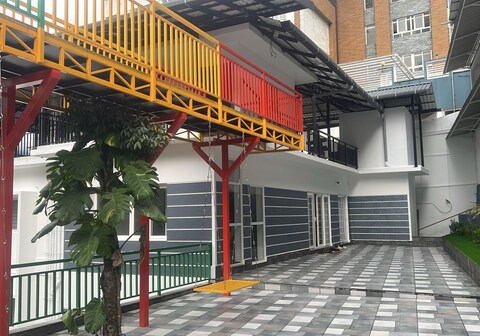 Munnar Family Castle