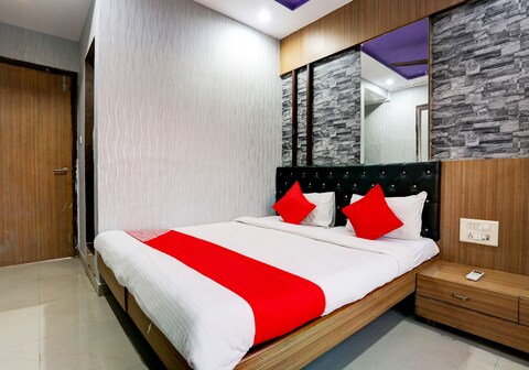 Hotel O Yatri Yadgar