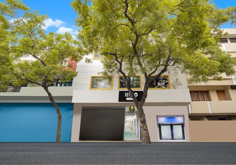 Super Hotel O White Town Formerly Seascape Residency