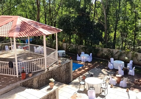 Park Castle resort by Ixora