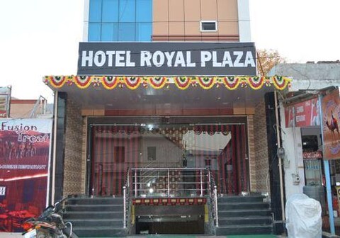 Hotel Royal Plaza- Near Pushkar Lake