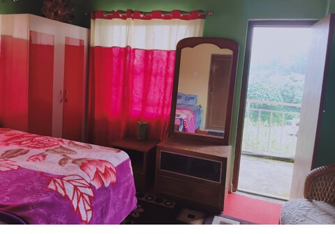 TRIDENT HOMESTAY
