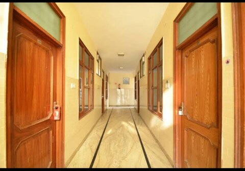 Hotel New Grand Residency