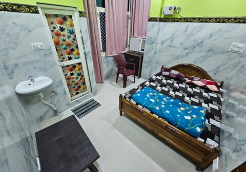 Lakshmi Narayan Homestay | 150M Walk To Shree Jagannath Temple