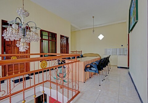 Hotel O Harwin Homestay