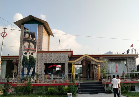 Milan Hotel and Restaurant