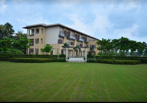 Ritz Resort Lucknow - Peaceful escape, perfect for business and leisure stays