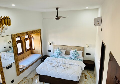 Lal Haveli jaisalmer