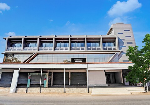 Townhouse Bhagvadar Porbandar Formerly Hotel Shiv Plaza