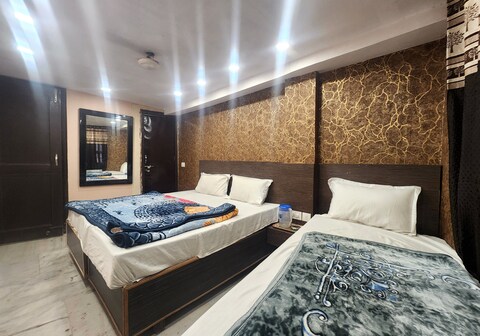Hotel Shivans Palace