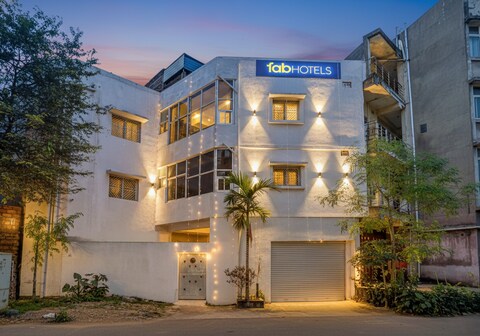 FabHotel Ranchi Retreat