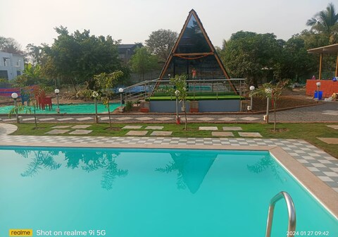 Lord Sunrise Shanker Farm Villa