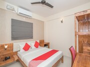 OYO 12045 Pinewood Premium Suites, Bangalore OYO 12045 Pinewood Premium Suites, Bangalore