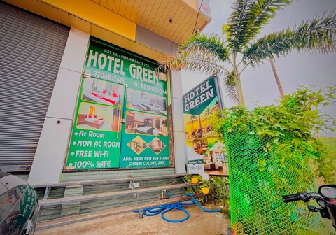Green Hotel