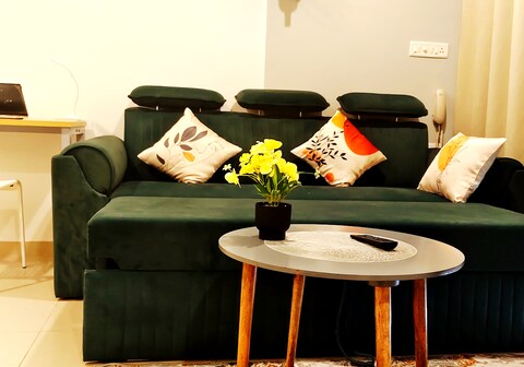 River Nest 1BHK Couple friendly Suites