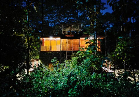 Jaldapara Rhino Cottage..