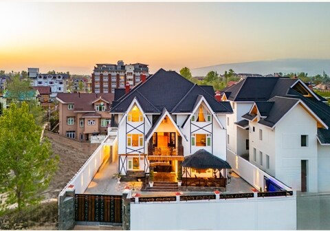 The Etonvilla Resort